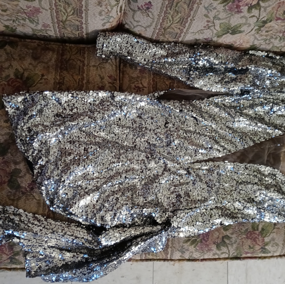 Women's dress